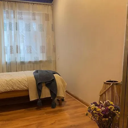 Appartement Spacious 4br/2ba Next To Park *