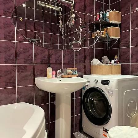 Appartement Spacious 4br/2ba Next To Park Riga